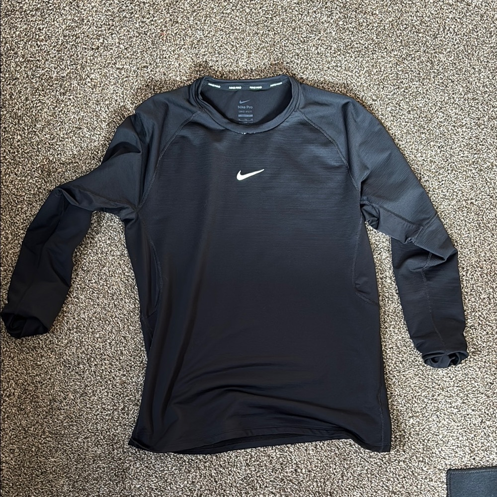 Nike Men's Dark Gray Long Sleeve Tee